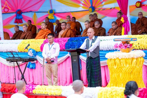 ภาพ No.176213:พิธีทอดกฐินสมทบ โดยมูลนิธิธรรมกาย ในนามหลวงพ่อธัมมชโย ณ วัดสัทธนารามา บานา วิหาร เมืองไดยุน รัฐอรุนาจาลประเทศ ประเทศอินเดีย วันที่ 15 พฤศจิกายน พ.ศ. 2567