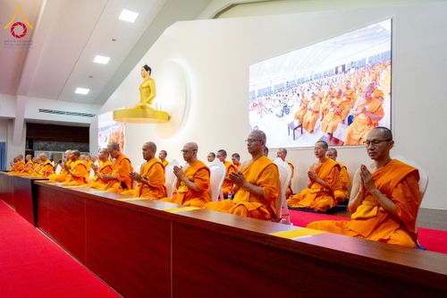 ภาพ No.274983:วันอาทิตย์ที่ 30 พฤศจิกายน พ.ศ. 2568 พิธีทอดผ้าป่า "สร้างองค์พระเจดีย์เพื่อสร้างสันติภาพโลก" ณ ศูนย์ปฏิบัติธรรมระยอง (บ้านช่องลม)