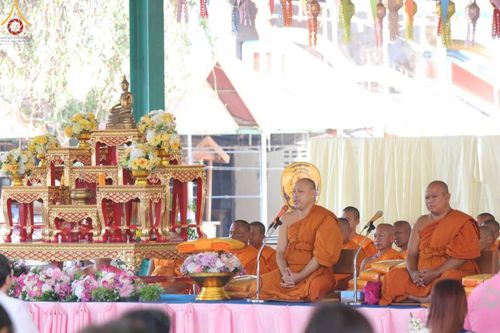 ภาพ No.199299:พิธีทอดผ้าป่าทำนุบำรุงศาสนสถาน ณ วัดลำพญา ตำบลลำพญา อำเภอบางเลน จังหวัดนครปฐม ในโครงการธรรมยาตรา กตัญญูบูชา มหาปูชนียาจารย์ พระมงคลเทพมุนี(สด จนฺทสโร) พระผู้ปราบมาร อนุสรณ์สถาน 7 แห่ง ปีที่ 13 วันที่ 21 มกราคม พ.ศ. 2568