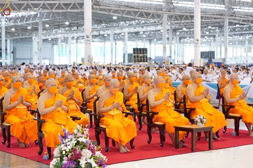 ภาพ No.77048:พิธีหล่อพระบรมพุทธเจ้า ในวันมาฆบูชา อาทิตย์ต้นเดือนที่ 6 มีนาคม พ.ศ. 2566 ณ วัดพระธรรมกาย จ.ปทุมธานี