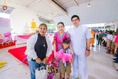 ภาพ No.193540:วัดพระธรรมกาย และ มูลนิธิธรรมกาย มอบของขวัญสนับสนุนงานวันเด็ก วันที่ 8 มกราคม พ.ศ. 2568 ณ อาคารโถงช้างฯ วัดพระธรรมกาย อ.คลองหลวง จ.ปทุมธานี