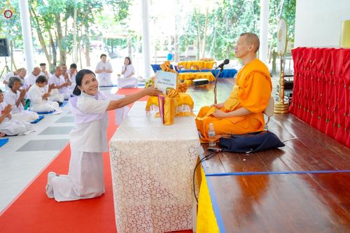 ภาพ No.247903:วันที่ 19-21 กันยายน พ.ศ. 2568 โครงการอบรมอุบาสิกาแก้ว รุ่นที่ 2 ณ ศูนย์ปฏิบัติธรรมจังหวัดบุรีรัมย์