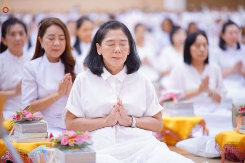 ภาพ No.225385:วันอาทิตย์ที่ 18 พฤษภาคม พ.ศ. 2568 พิธีร่วมบุญการศึกษา พระภิกษุ สามเณร ณ ห้องแก้วสารพัดนึก 2 วัดพระธรรมกาย