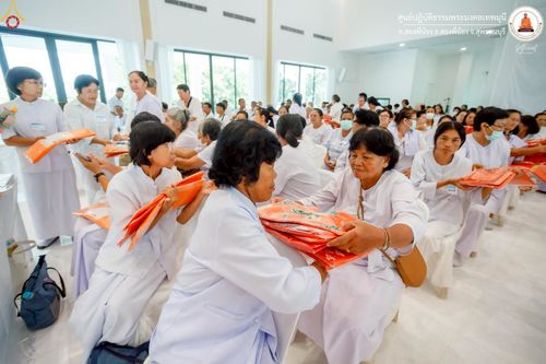 ภาพ No.247784:วันที่ 12-14 กันยายน พ.ศ. 2568 โครงการอบรม อุบาสกแก้ว อุบาสิกาแก้ว รุ่นที่ 1 ณ ศูนย์ปฏิบัติธรรมพระมงคลเทพมุนี อ.สองพี่น้อง จ.สุพรรณบุรี