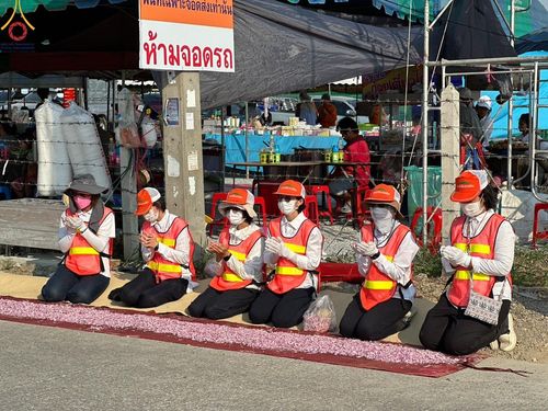 ภาพ No.108693:V.6 บุญเข้า การเตรียมงาน เก็บงาน การรับบุญของเจ้าหน้าที่หน่วยงานต่างๆ เพื่อโครงการธรรมยาตรา กตัญญูบูชามหาปูชนียาจารย์ พระมงคลเทพมุนี (สด จนฺทสโร) พระผู้ปราบมาร อนุสรณ์สถาน 7 แห่ง ปีที่ 12 ระหว่างวันที่ 2 - 31 มกราคม พ.ศ.2567