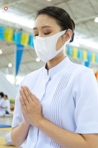 ภาพ No.80864:พิธีตักบาตร , พิธีบูชาข้าวพระในวันอาทิตย์ต้นเดือน วันที่ 7 พฤษภาคม พ.ศ. 2566 ณ วัดพระธรรมกาย