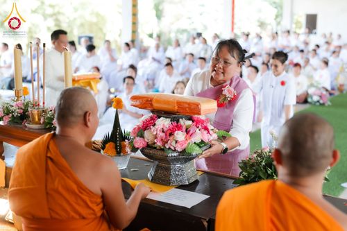 ภาพ No.165685:พิธีทอดกฐินศูนย์ปฏิบัติธรรมแก้วภูเรือ จ.เลย ในโครงการกฐินสามัคคีทั่วไทย 30,000 วัด บูชาธรรม 80 ปี หลวงพ่อธัมมชโย โดยคณะศิษยานุศิษย์วัดพระธรรมกาย วันที่ 20 ตุลาคม พ.ศ. 2567