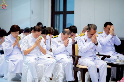 ภาพ No.214810:พิธีต้อนรับสัญญาบัตร พัดยศ พระราชวิเทศวชิรเวที (บัณฑิต วรปญฺโญ) เจ้าอาวาสวัดพระธรรมกายสกอตแลนด์ สหราชอาณาจักร ผู้ช่วยเจ้าอาวาสวัดพระธรรมกาย ณ อุโบสถพระไตรปิฏก วัดพระธรรมกาย