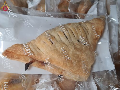 ภาพ No.197969:สาธุชนถวายภัตตาหารเป็นสังฆทาน แด่พระธรรมยาตรา ณ วัดโบสถ์(บน) ตำบลบางคูเวียง อำเภอบางกรวย จังหวัดนนทบุรี ในโครงการธรรมยาตรา กตัญญูบูชา มหาปูชนียาจารย์ พระมงคลเทพมุนี(สด จนฺทสโร) พระผู้ปราบมาร อนุสรณ์สถาน 7 แห่ง ปีที่ 13 วันที่ 19 มกราคม พ.ศ. 2568