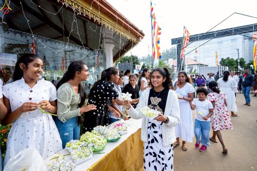 ภาพ No.229995:วันที่ 4 และ 12 พฤษภาคม พ.ศ. 2568 พิธีจุดวิสาขประทีป ถวายเป็นพุทธบูชา ณ วัดสุภัทรารามา มหาวิหาร เมืองบาดุลลา ประเทศศรีลังกา