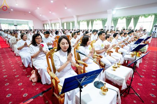 ภาพ No.199176:พิธีทอดผ้าป่าทำนุบำรุงศาสนสถาน ณ วัดไร่ขิง ตำบลไร่ขิง อำเภอสามพราน จังหวัดนครปฐม ในโครงการธรรมยาตรา กตัญญูบูชา มหาปูชนียาจารย์ พระมงคลเทพมุนี(สด จนฺทสโร) พระผู้ปราบมาร อนุสรณ์สถาน 7 แห่ง ปีที่ 13 วันที่ 21 มกราคม พ.ศ. 2568