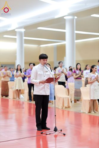 ภาพ No.196085:ผู้ว่าปทุมฯ เปิดงานวันครู ครั้งที่ 69 พ.ศ. 2568 จังหวัดปทุมธานี “เรียนดี มีความสุข : ครูไทยร่วมใจปฏิวัติการศึกษา เด็กฉลาดคิด ฉลาดทำ” ณ วัดพระธรรมกาย - รวมใจระลึกถึงพระคุณบูรพาจารย์ ยกย่องเชิดชูเกียรติผู้ประกอบวิชาชีพทางการศึกษาที่ประกอบคุณงามความดี 