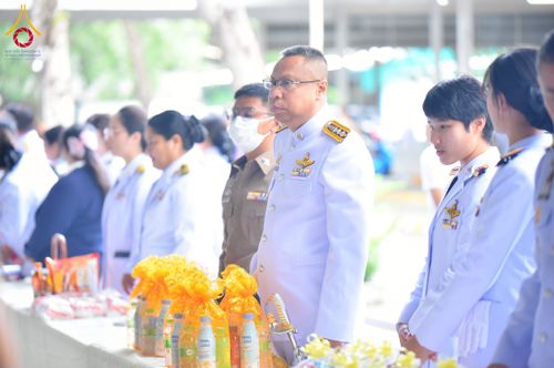 ภาพ No.227122:วันอังคารที่ 3 มิถุนายน พ.ศ. 2568 นายอำเภอคลองหลวง นำพสกนิกรรวมใจภักดิ์ สมเด็จพระนางเจ้าฯ พระบรมราชินี เนื่องในโอกาสวันเฉลิมพระชนมพรรษา ณ อาคารปลูกศรัทธา 2 วัดพระธรรมกาย อ.คลองหลวง จ.ปทุมธานี