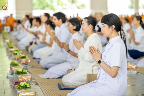 ภาพ No.157707:พิธีถวายภัตตาหารเมนูสวรรค์ ในพรรษาแห่งการเข้าถึงธรรม วันเสาร์ที่ 28 กันยายน พ.ศ. 2567 ณ หอฉันคุณยายอาจารย์ฯ วัดพระธรรมกาย