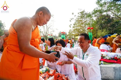 ภาพ No.206801:พิธีตักบาตรพระ 1,000 รูป ปืที่ 7 วันอาทิตย์ที่ 9 กุมภาพันธ์ พ.ศ. 2568 ณ วัดห้วยตองสัก อำเภอจอมทอง จังหวัดเชียงใหม่