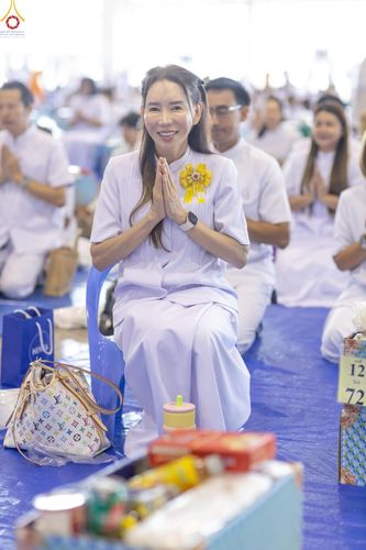 ภาพ No.240437:วันพุธที่ 27 สิงหาคม พ.ศ. 2568 พิธีตักบาตร ในวันธรรมชัย ณ วัดพระธรรมกาย จ.ปทุมธานี