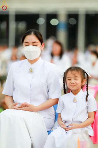 ภาพ No.122013:พิธีจุดประทีปถวายเป็นพุทธบูชา และบูชาธรรมมหาปูชนียาจารย์ พระมงคลเทพมุนี(สด จนฺทสโร) ในโครงการธรรมยาตรา กตัญญูบูชา มหาปูชนียาจารย์ พระมงคลเทพมุนี(สด จนฺทสโร) พระผู้ปราบมาร อนุสรณ์สถาน 7 แห่ง ปีที่ 12 วันที่ 31 มกราคม พ.ศ. 2567 ณ วัดพระธรรมกาย จ.ปทุมธานี
