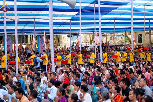 ภาพ No.98647:พิธีทอดกฐินสมทบวัดกัลยาณมิตรต่างประเทศ ณ วัดราชบัณนะวิหาร เมืองรังกามาติ ประเทศบังกลาเทศ วันศุกร์ที่ 24 พฤศจิกายน พ.ศ. 2566