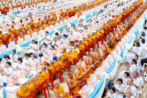 ภาพ No.238861:วันเสาร์ที่ 16 สิงหาคม พ.ศ. 2568 งานบุญประจำปี ครั้งที่ 20 พิธีทักษิณานุปทานแด่บรรพชน ตระกูลผ่องสวัสดิ์และหมู่ญาติที่ล่วงลับไปแล้ว ณ พระมหาเจดีย์ทัตตชีโว ศูนย์อบรมเยาวชนกาญจนบุรี