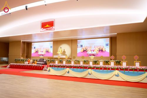 ภาพ No.232552:วันอาทิตย์ที่ 6 กรกฏาคม พ.ศ. 2568 พิธีมุทิตาสักการะพระครูสัญญาบัตร ปีพุทธศักราช 2568 ณ ห้องแก้วสารพัดนึก2 สภาธรรมกายสากล วัดพระธรรมกาย