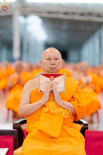 ภาพ No.182808:พิธีปฎิบัติธรรมและพิธีรับมอบต้นสมบัติจักรพรรดิ วันอาทิตย์ที่ 15 ธันวาคม พ.ศ. 2567 ณ สภาธรรมกายสากล วัดพระธรรมกาย