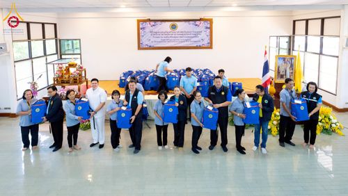 ภาพ No.259738:วันที่ 24 ตุลาคม พ.ศ. 2568 รพ.สต.คลองหนึ่ง อ.คลองหลวง สังกัด อบจ.ปทุมธานี จัดประชุมและมอบครุภัณฑ์ทางการแพทย์ เสริมพลัง อสม. ขับเคลื่อนสุขภาพชุมชนอย่างยั่งยืน ณ วัดพระธรรมกาย