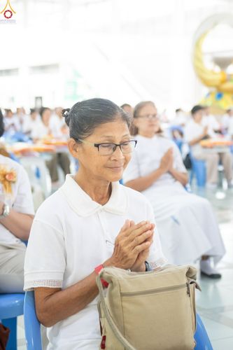 ภาพ No.348237:วันที่ 10 กันยายน พ.ศ.2569 พิธีสวดพระพุทธมนต์ และถวายภัตตาหารเป็นสังฆทาน เนื่องในวันครบ 26 ปี วันคล้ายละสังขาร คุณยายอาจารย์มหารัตนอุบาสิกาจันทร์ ขนนกยูง ณ หอฉันคุณยายอาจารย์ฯ วัดพระธรรมกาย