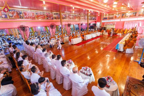 ภาพ No.298342:วันที่ 17 มกราคม พ.ศ. 2569  พิธีเจริญพระพุทธมนต์ ปฏิบัติธรรม มอบทุนการศึกษา ถวายสังฆทาน 109 วัด โครงการธรรมยาตราปีที่ 14 ณ วัดตะเคียน อำเภอบางกรวย จังหวัดนนทบุรี