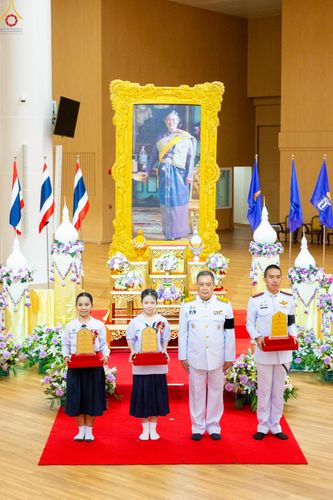 ภาพ No.311898:วันอังคารที่ 3 มีนาคม พ.ศ.2569 พิธีมอบโล่วัชรเกียรติยศ โครงการตอบปัญหาธรรมะทางก้าวหน้า ครั่งที่ 43, พิธีมอบโล่วัชรเกียรติยศ โครงการสอบตอบปัญหาศีลธรรม เพื่อสันติภาพโลก (World-Pec) ครั้งที่ 19 ณ สภาธรรมกายสากล วัดพระธรรมกาย