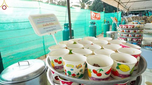 ภาพ No.71199:พิธีถวายภัตตาหารเป็นสังฆทาน แด่คณะพระธรรมยาตราฯ ในโครงการธรรมยาตราฯ ปีที่ 11 ณ อนุสรณ์สถานคลองบางนางแท่น อ.สามพราน จ.นครปฐม วันที่ 14 มกราคม พ.ศ. 2566