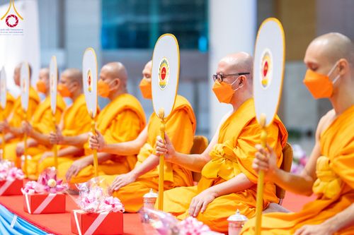 ภาพ No.90684:พิธีบำเพ็ญกุศลสวดพระอภิธรรม อุบาสกถาวร พรหมถาวร (อุบาสกผู้ปั้นพระ) วันอาทิตย์ที่ 15 ตุลาคม พ.ศ. 2566 ณ ห้องแก้วสารพัดนึก 1 สภาธรรมกายสากล วัดพระธรรมกาย จ.ปทุมธานี