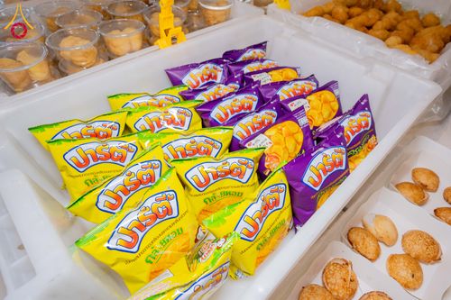 ภาพ No.303965:วันที่ 28 มกราคม พ.ศ. 2569 พิธีถวายภัตตาหารเป็นสังฆทาน แด่พระธรรมยาตรา ณ วัดพระธรรมกาย  จังหวัดปทุมธานี ในโครงการธรรมยาตรา กตัญญูบูชา มหาปูชนียาจารย์ พระมงคลเทพมุนี(สด จนฺทสโร) พระผู้ปราบมาร อนุสรณ์สถาน 7 แห่ง ปีที่ 14