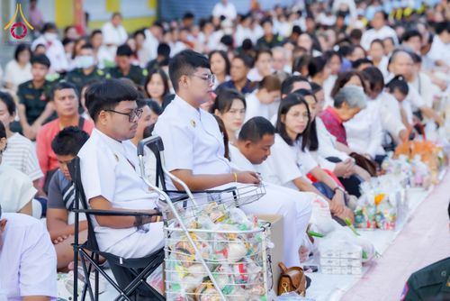 ภาพ No.313926:วันอาทิตย์ที่ 14 มีนาคม พ.ศ. 2569 ทำบุญเมืองหาดใหญ่ตักบาตรพระ 1,109 รูป เติมบุญใหญ่ หลังวิกฤตมหาอุทกภัย ณ ซุ้มประตูไชน่าทาวน์ ถนนศุภสารรังสรรค์ อ.หาดใหญ่ จ.สงขลา