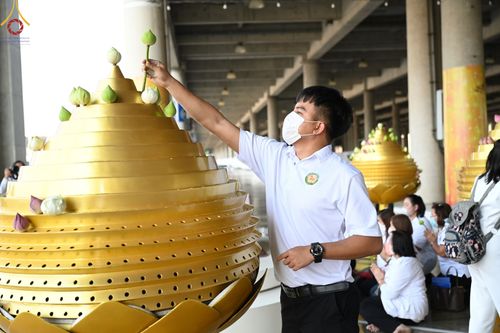 ภาพ No.77382:โครงการเสริมสร้างมาตรฐานคุณธรรมจริยธรรมของพนักงาน และลูกจ้างเทศบาลเมืองคลองหลวง ประจำปีงบประมาณ พ.ศ.๒๕๖๖  วันอังคารที่ ๒๘ กุมภาพันธ์ พ.ศ.๒๕๖๖  ณ วัดพระธรรมกาย อ.คลองหลวง จ.ปทุมธานี
