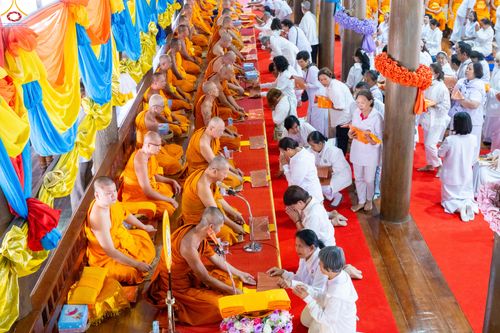 ภาพ No.291524:วันที่ 9 มกราคม พ.ศ. 2569  พิธีทอดผ้าป่าทำนุบำรุงศาสนสถาน  ณ วัดสรรเพรช อ.สามพราน จ.นครปฐม  ในโครงการธรรมยาตรา กตัญญูบูชา มหาปูชนียาจารย์  พระมงคลเทพมุนี(สด จนฺทสโร) พระผู้ปราบมาร  อนุสรณ์สถาน 7 แห่ง ปีที่ 14