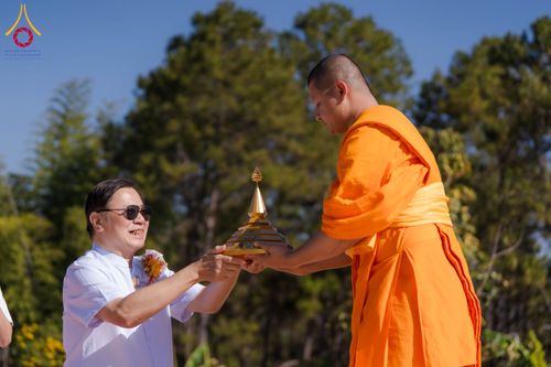 ภาพ No.309224:วันเสาร์ที่ 7 กุมภาพันธ์ พ.ศ.2569 พิธีบรรจุพระบรมสารีริกธาตุ ประดิษฐาน  ณ เจดีย์วัดทุ่งเจริญธรรม อ.อมก๋อย จ.เชียงใหม่