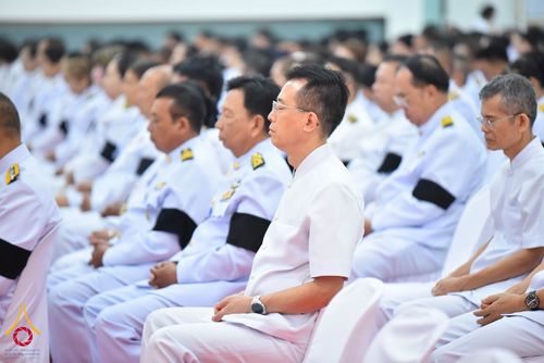 ภาพ No.344252:วันที่ 12 สิงหาคม พ.ศ. 2569  พสกนิกรชาวอำเภอคลองหลวง พร้อมใจร่วมพิธีสวดพระพุทธมนต์และทำบุญตักบาตรถวายพระราชกุศล เนื่องในวันคล้ายวันพระราชสมภพ สมเด็จพระบรมราชชนนีพันปีหลวง และวันแม่แห่งชาติ 12 สิงหาคม 2569