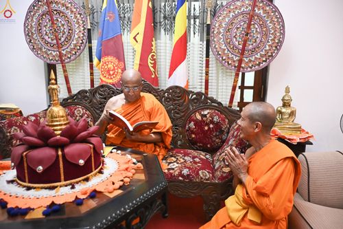 ภาพ No.278793:วันที่ 30 ตุลาคม 2568 กฐินสมทบวัดต่างประเทศ โดยคณะศิษยานุศิษย์ บูชาธรรม 81 ปี หลวงพ่อธัมมชโย ณ วัดศรีธรรมานันทะ บาลังโกด้า ประเทศศรีลังกา วัดสังฆราช อมรปุระนิกาย สมเด็จไมตรี มูรตี