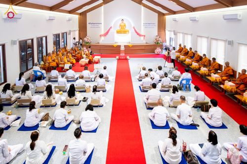 ภาพ No.336245:วันจันทร์ที่ 22 มิถุนายน พ.ศ.2569 พิธีอัญเชิญพระธรรมกาย และบรรจุพระบรมสารีริกธาตุ  ภายในเกศดอกบัวตูม องค์พระประธาน ณ อาคารสมปรารถนา วัดกลางธนรินทร์ ต.บ้านแป้ง อ.พรหมบุรี จ.สิงห์บุรี