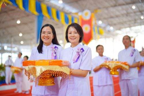 ภาพ No.318476:วันอาทิตย์ต้นเดือนที่ 5 เมษายน พ.ศ.2569 พิธีทอดผ้าป่าสมทบมหาสังฆทาน 40,000 กว่าวัดทั่วประเทศ ณ สภาธรรมกายสากล วัดพระธรรมกาย