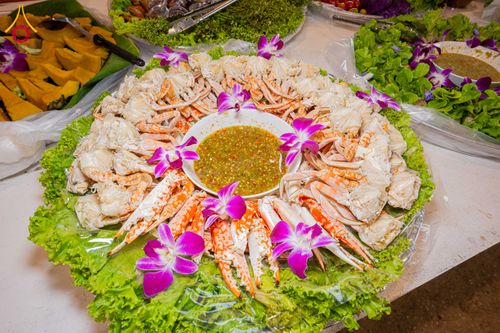 ภาพ No.303634:วันที่ 27 มกราคม พ.ศ. 2569 พิธีถวายภัตตาหารเป็นสังฆทาน แด่พระธรรมยาตรา ณ วัดพระธรรมกาย  จังหวัดปทุมธานี ในโครงการธรรมยาตรา กตัญญูบูชา มหาปูชนียาจารย์ พระมงคลเทพมุนี(สด จนฺทสโร) พระผู้ปราบมาร อนุสรณ์สถาน 7 แห่ง ปีที่ 14