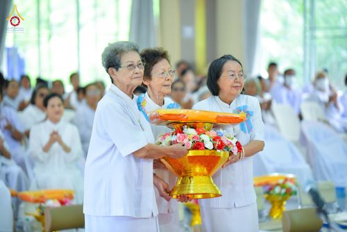 ภาพ No.346554:วันอาทิตย์ที่ 30 สิงหาคม พ.ศ.2569 พิธีทอดผ้าป่า สวดธรรมจักรกัปปวัตนสูตรกลั่นแผ่นดินโปรยรัตนชาติ  สถาปนาองค์พระเจดีย์เพื่อสร้างสันติภาพโลก  ณ ศูนย์ปฏิบัติธรรมพนมสารคาม (เพชรตะวัน) จังหวัดฉะเชิงเทรา