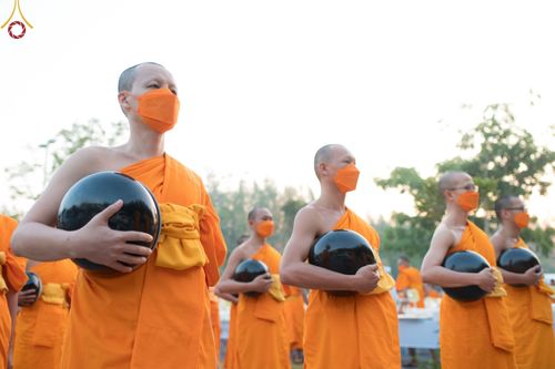 ภาพ No.71527:พิธีถวายภัตตาหารเป็นสังฆทาน แด่คณะพระธรรมยาตราฯ ในโครงการธรรมยาตรากตัญญูบูชา มหาปูชนียาจารย์ พระมงคลเทพมุนี(สด จนฺทสโร) พระผู้ปราบมาร อนุสรณ์สถาน 7 แห่ง ปีที่ 11 วันที่ 16 มกราคม พ.ศ. 2566