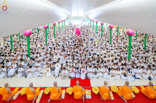 ภาพ No.137858:พิธีอุปสมบทสามเณรอุทิศชีวิต 11 รูป วันวิสาขบูชา พุธที่ 22 พฤษภาคม พ.ศ.2567 ณ อุโบสถ วัดพระธรรมกาย