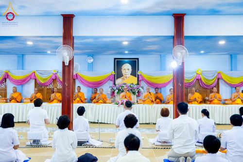 ภาพ No.295560:วันที่ 16 มกราคม พ.ศ. 2569 พิธีถวายภัตตาหารเป็นสังฆทาน แด่พระธรรมยาตรา ณ วัดโบสถ์บน ต.บางคูเวียง จ.นนทบุรี อนุสรณ์สถานลำดับที่ 4 สถานที่เกิดด้วยกายธรรม ในโครงการธรรมยาตรา กตัญญูบูชา มหาปูชนียาจารย์ พระมงคลเทพมุนี(สด จนฺทสโร) พระผู้ปราบมาร อนุสรณ์สถาน 7 แ