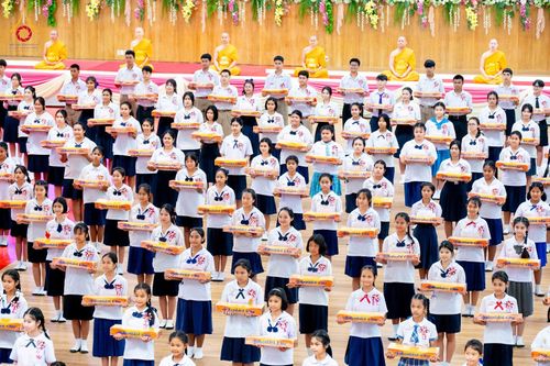 ภาพ No.348587:วันที่ 12 กันยายน พ.ศ. 2569 การอบรมเชิงปฏิบัติการจัดกิจกรรมทอดกฐินสัมฤทธิ์ พิธีมอบผ้าไตรประธานกฐินเด็กดี V-Star ประจำปีพุทธศักราช 2569 ณ สภาธรรมกายสากล วัดพระธรรมกาย
