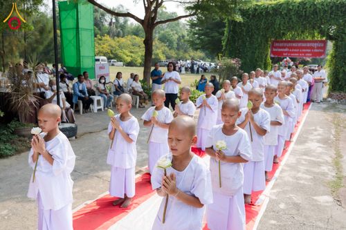 ภาพ No.318872:วันจันทร์ที่ ๖ เมษายน พ.ศ.๒๕๖๙  โครงการบรรพชาสามเณรภาคฤดูร้อน ประจำปี ๒๕๖๙  บูชาธรรม ๘๒ ปี หลวงพ่อธัมมชโย  ณ วัดห้วยตองสัก อำเภอจอมทอง จังหวัดเชียงใหม่