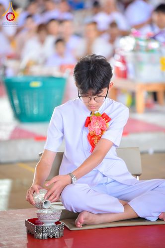 ภาพ No.320765:วันที่ 11 เมษายน พ.ศ.2569 พิธีตักบาตรฉลองสามเณรใหม่ โครงการบรรพชาสามเณรกล้าตะวัน ณ มหารัตนวิหาคด คอร์ 25 ชั้น 2 วัดพระธรรมกาย