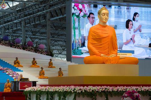 ภาพ No.342745:วันอาทิตย์ที่ 9 สิงหาคม พ.ศ.2569 พิธีจุดเทียนใจ ไฟนิรันดร์ อนันตชัย ณ รัตนบัลลังก์ วัดพระธรรมกาย