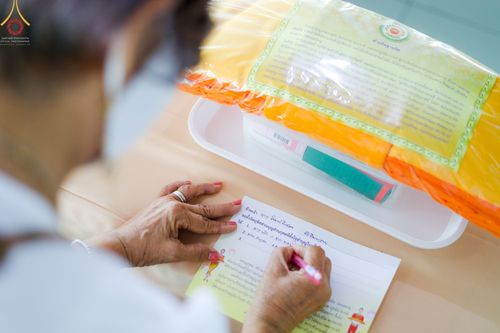 ภาพ No.64883:พิธีบุพเปตพลี ครั้งที่ 129 เพื่ออุทิศบุญกุศลแด่บรรพบุรุษผู้ล่วงลับ วันที่ 23 พฤศจิกายน พ.ศ. 2565 ณ วัดพระธรรมกาย